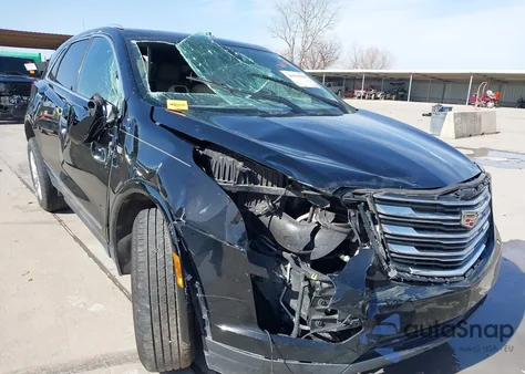 2017 Cadillac Xt5 Standard z USA, uszkodzony, nr VIN 1GYKNARS3HZ262245